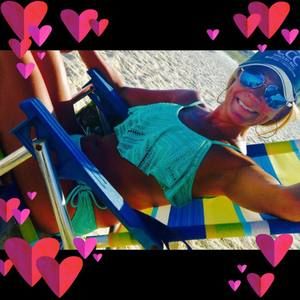 Meet your Posher, Leslie